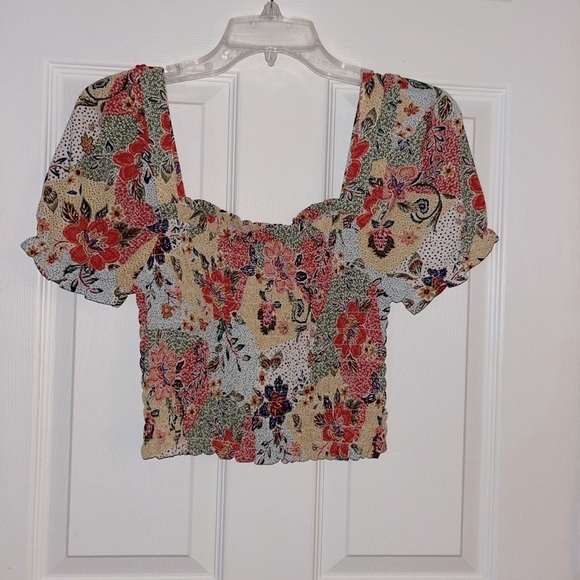 Monteau Tops - Monteau Smocked Multi Colored Crop Top with Puff Sleeves Small